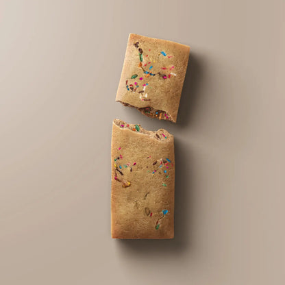 Stars + Honey Birthday Cake Chocolate Chip Protein Bar (10-Pack)