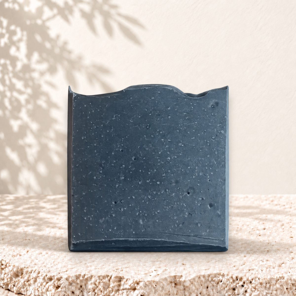 Savon exfoliant ALI au charbon actif